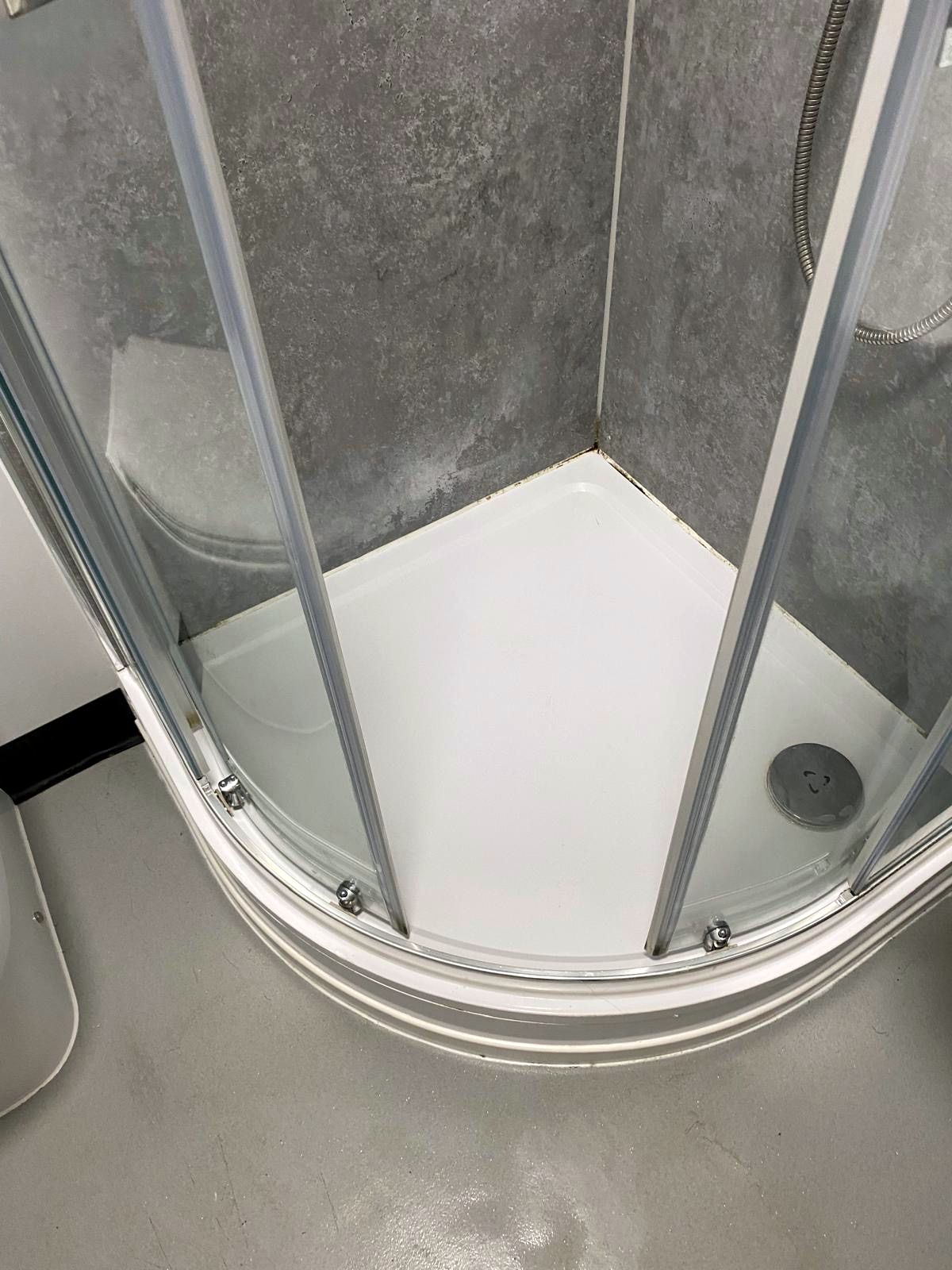 After: Shower tray