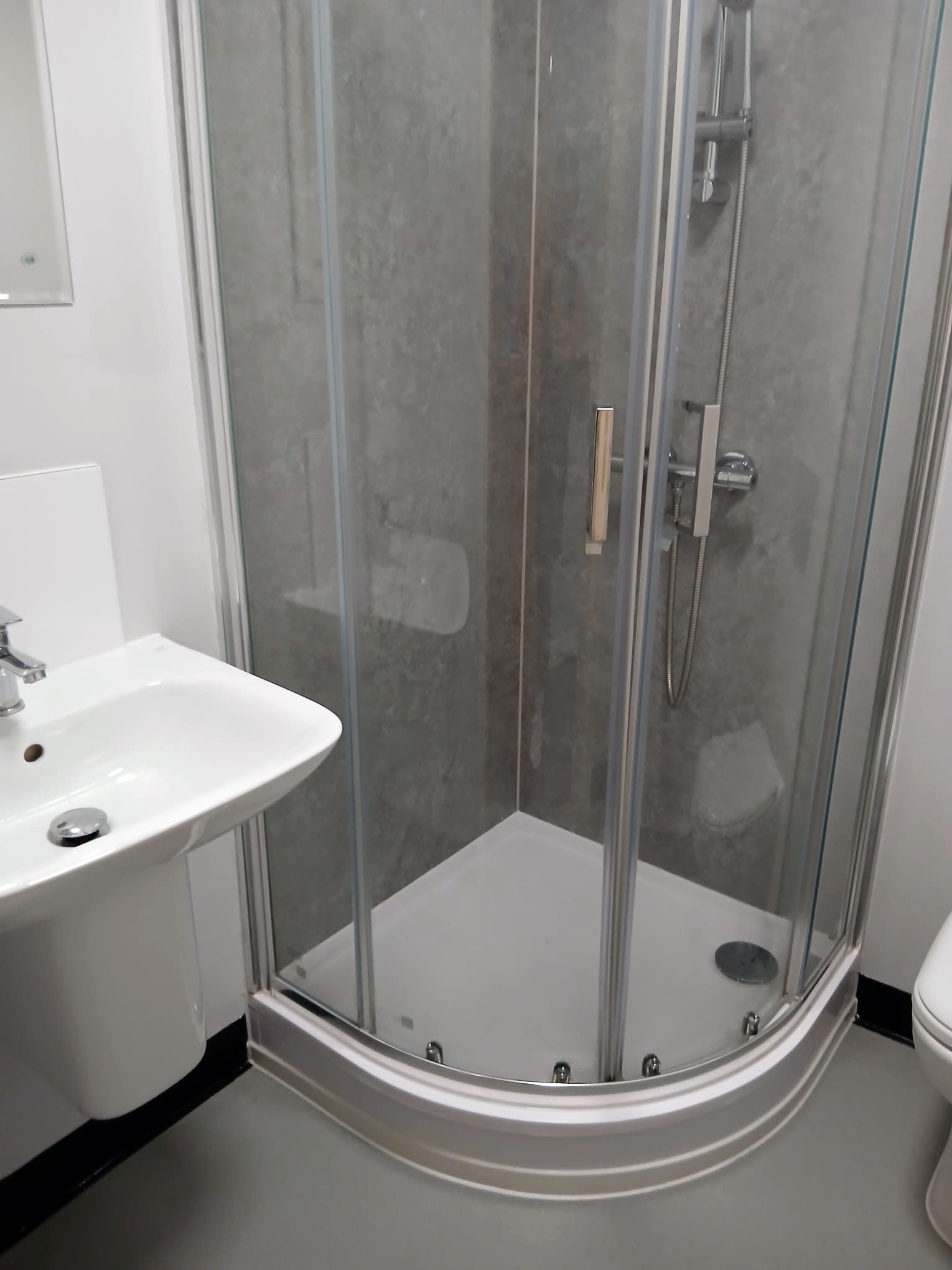 After: Sink & quadrant shower